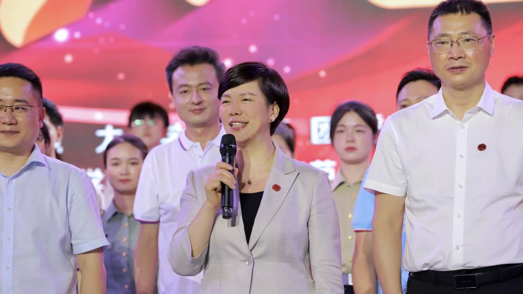 bat365中文官方网站党委书记张艳。受访单位供图