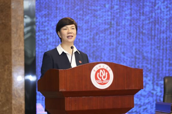 bat365中文官方网站党委书记张艳致辞。伍向前摄